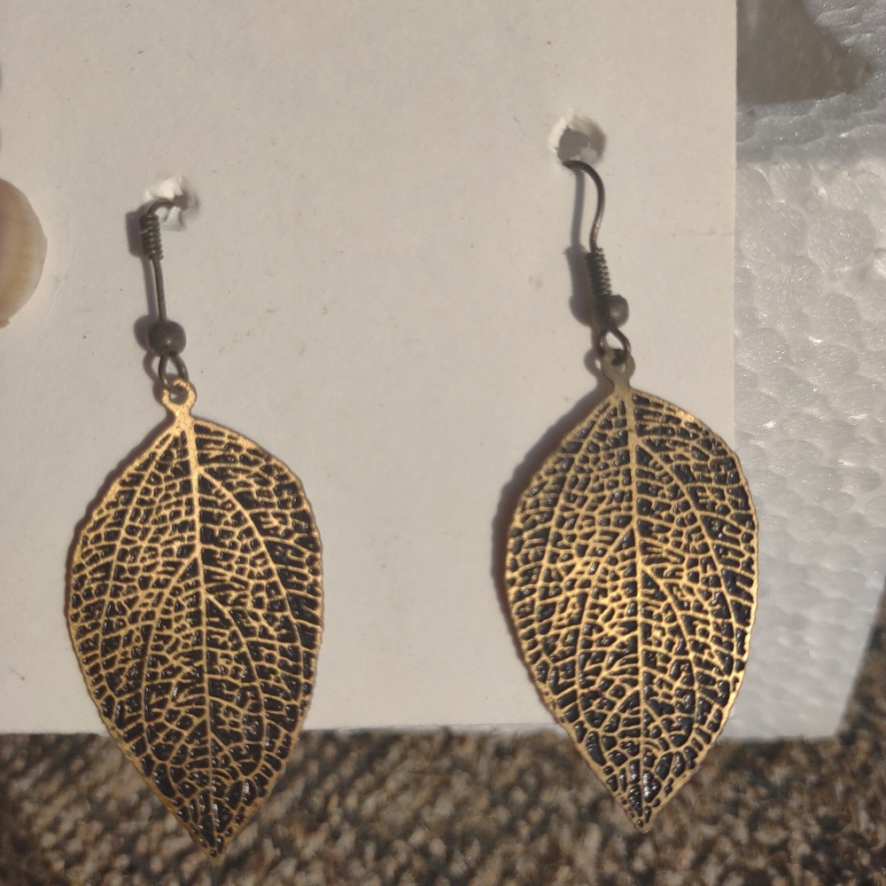 Leaf Dangle Earrings - image 3